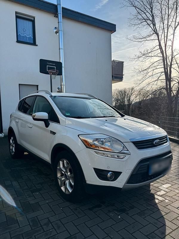 Gebraucht Ford Kuga 136 PS (100 kW) 2012 Weiß SUV