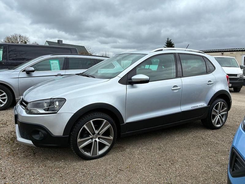 Gebraucht VW Polo Cross 90 PS (66 kW) 2013 Silber Kleinwagen