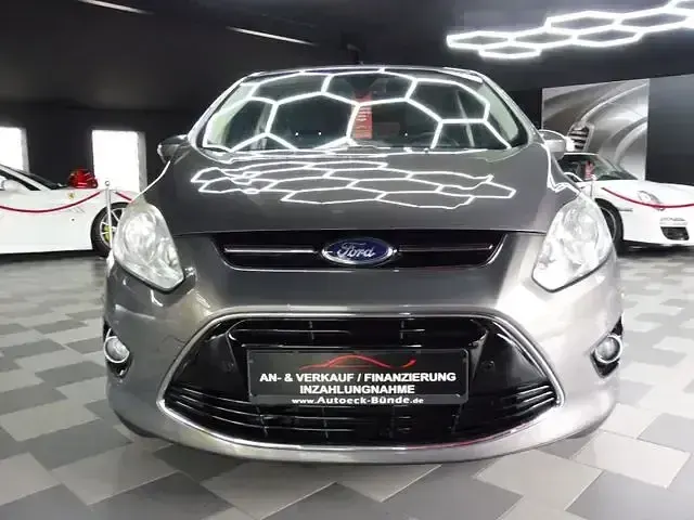Gebraucht Ford C-MAX Titanium 125 PS (91 kW) 2015 Braun Van / Kleinbus