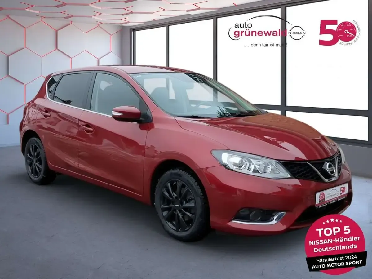 Gebraucht Nissan Pulsar 360º 116 PS (85 kW) 2017 Rot Kleinwagen