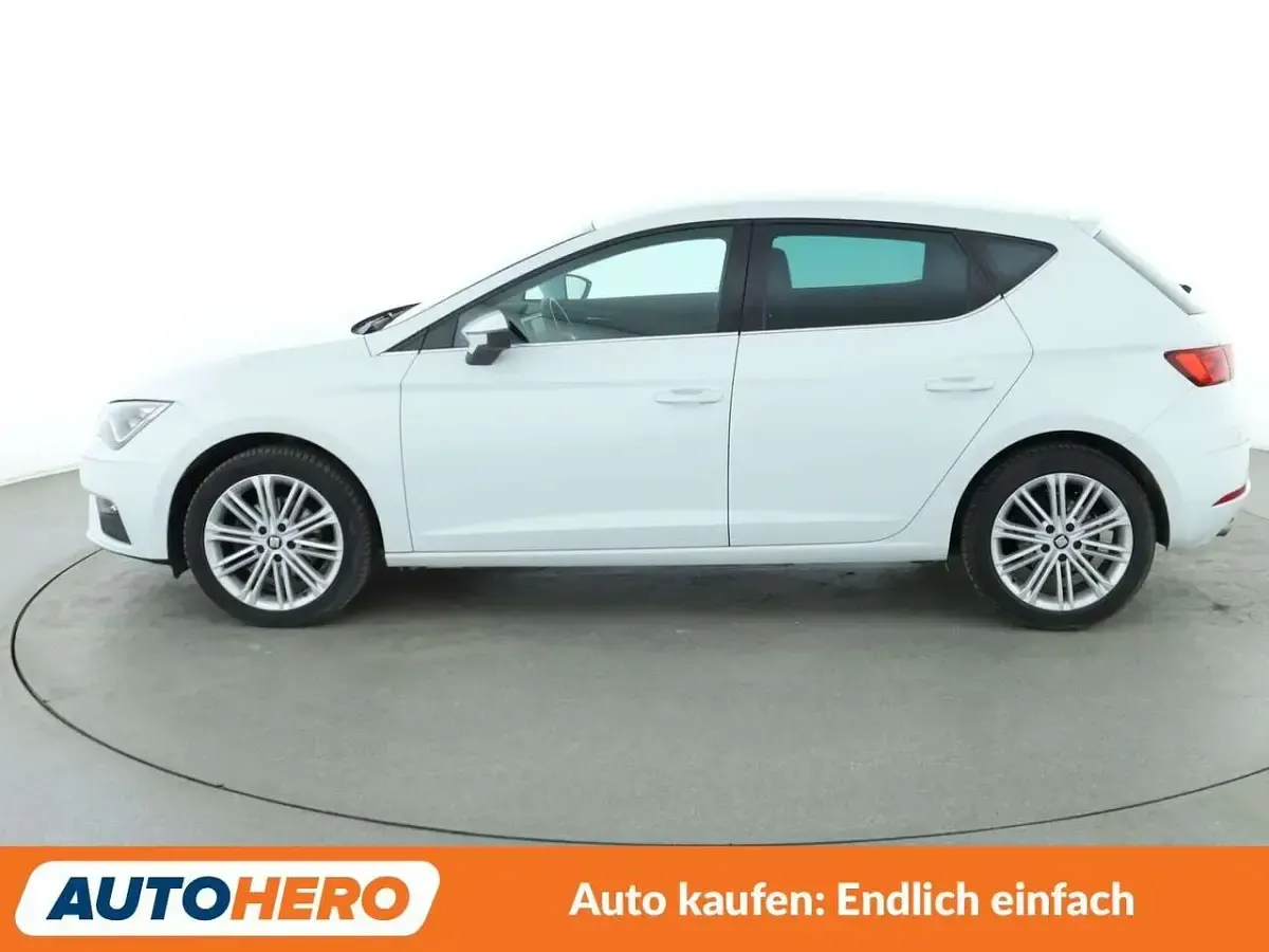 Używany Seat Leon XCELLENCE 150 KM (110 kW) 2017 Biały Sedan/Limuzyna