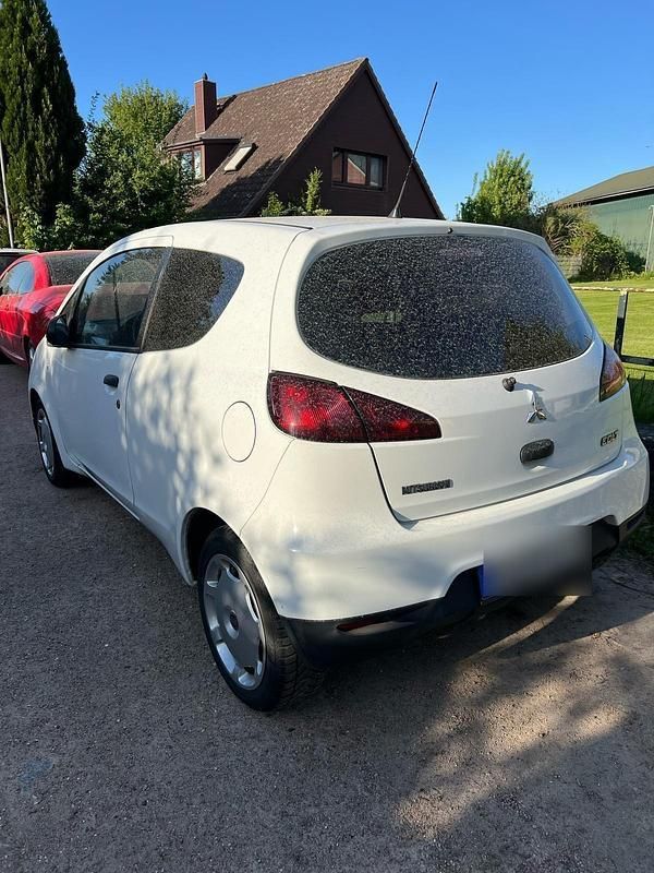Weiß Gebraucht 2009 Mitsubishi Colt Kleinwagen | 1.199 € (Guter Preis) - Bild 1/4