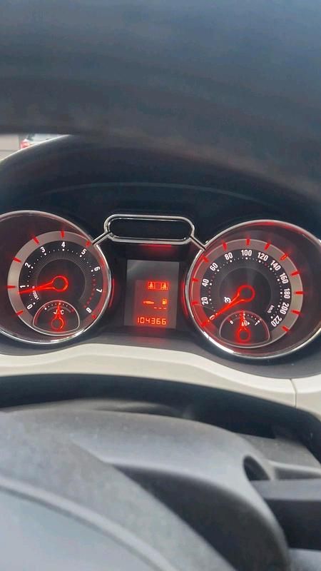 Gebraucht Opel Adam 96 PS (70 kW) 2014 Andere farben Kleinwagen