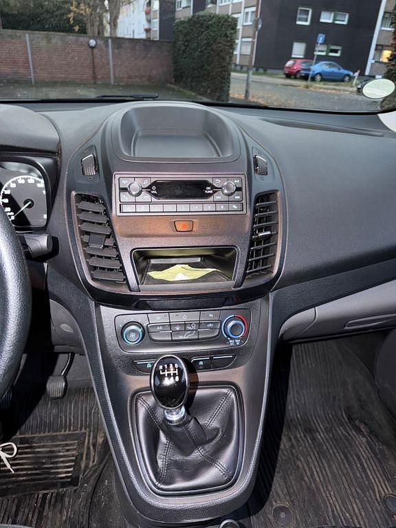 Gebraucht Ford Tourneo Connect Ambiente 73 PS (53 kW) 2020 Weiß Van / Kleinbus