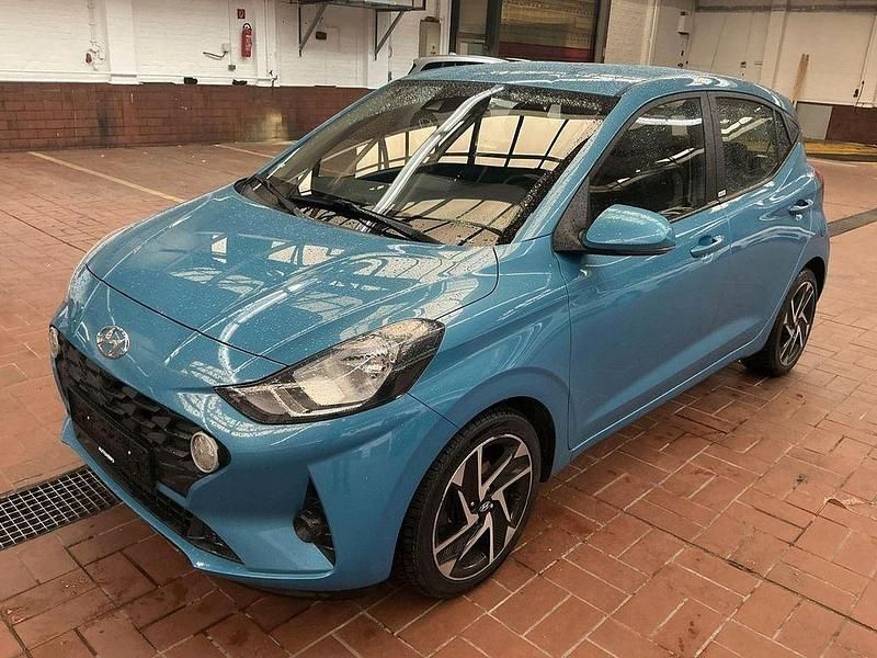 Blau Gebraucht 2020 Hyundai i10 Trend Kleinwagen | 8.237 € (Superpreis) - Bild 1/4