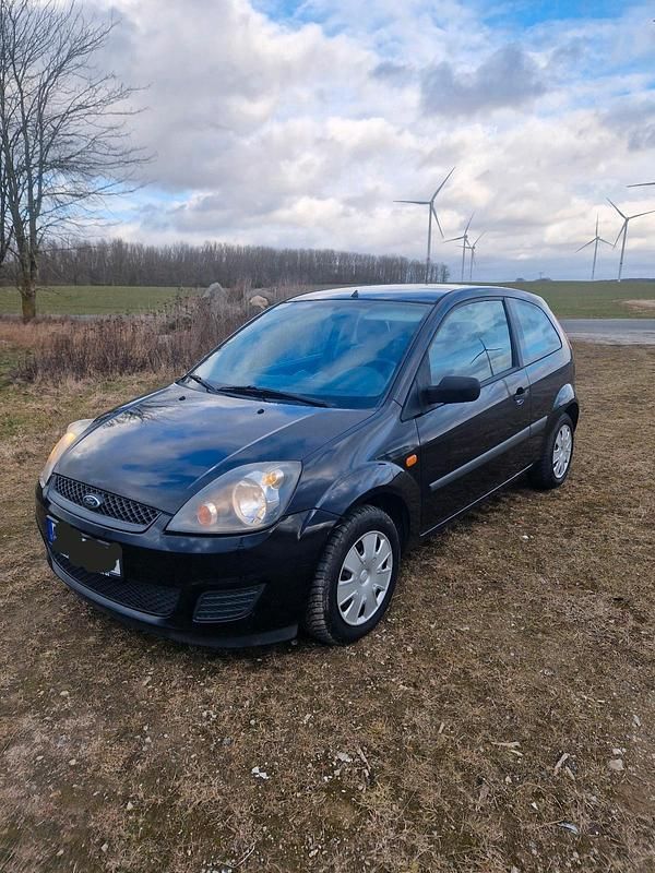 Gebraucht Ford Fiesta 69 PS (50 kW) 2007 Schwarz Kleinwagen