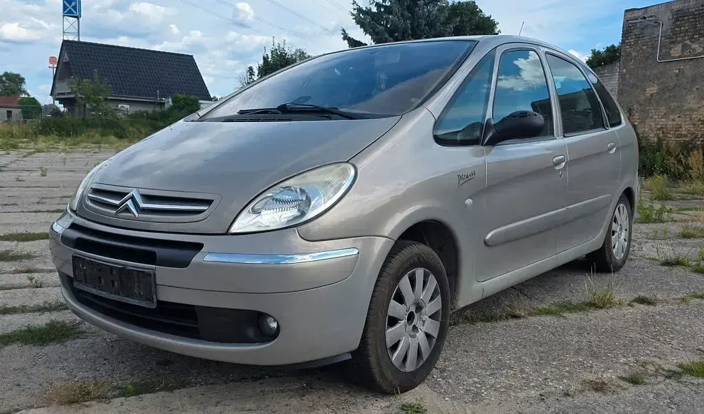Gebraucht Citroën Xsara Picasso Exclusive 116 PS (85 kW) 2004 Beige Van / Kleinbus