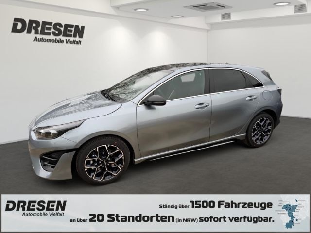 Lunarsilber met Neu 2025 Kia Ceed GT-Line Limousine | 29.480 € (Guter Preis) - Bild 1/4