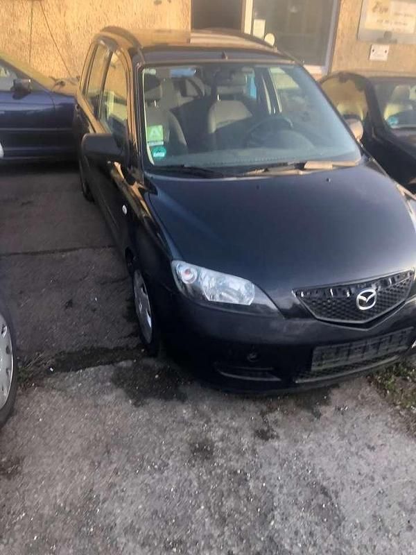 Gebraucht Mazda 2 Exclusive 80 PS (58 kW) 2003 Schwarz Kleinwagen