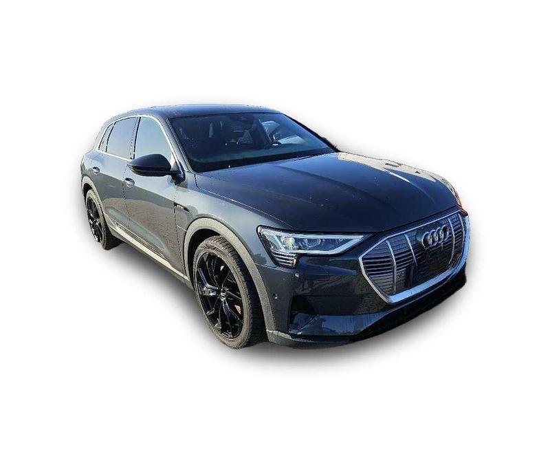 Gebraucht Audi e-tron Ambiente 300 kW (408 PS) 2022 Manhattangrau metallic SUV
