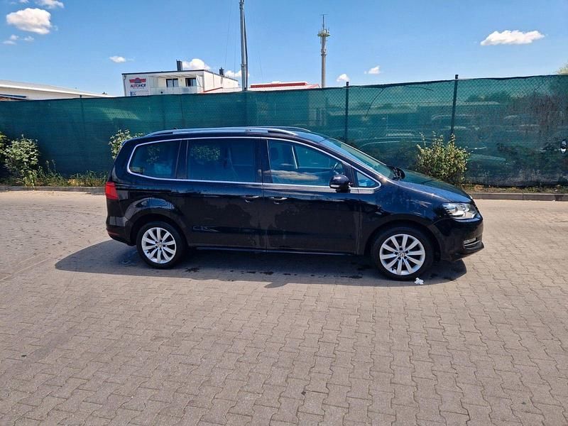 Gebraucht VW Sharan 170 PS (125 kW) 2011 Schwarz Van / Kleinbus