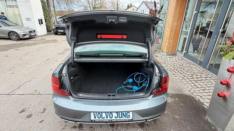 Gebraucht Volvo S90 Inscription 392 PS (288 kW) 2020 Osmium metallic Limousine