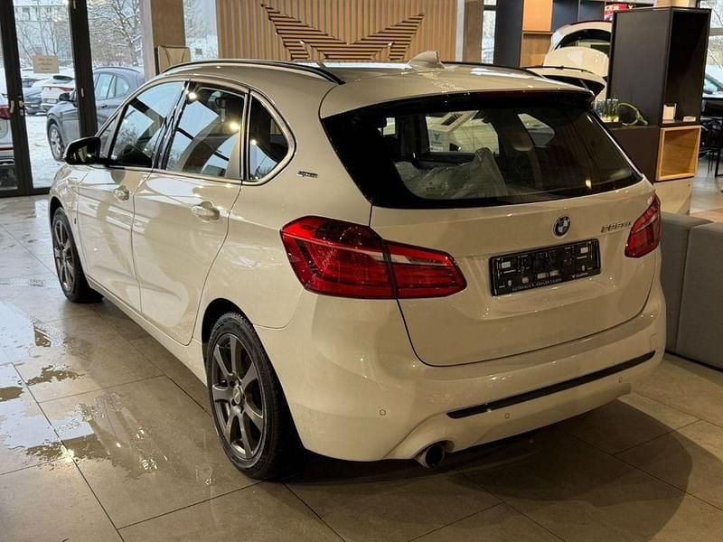 Gebraucht BMW 225 Active Tourer Sport Line 224 PS (164 kW) 2018 Weiß Van / Kleinbus