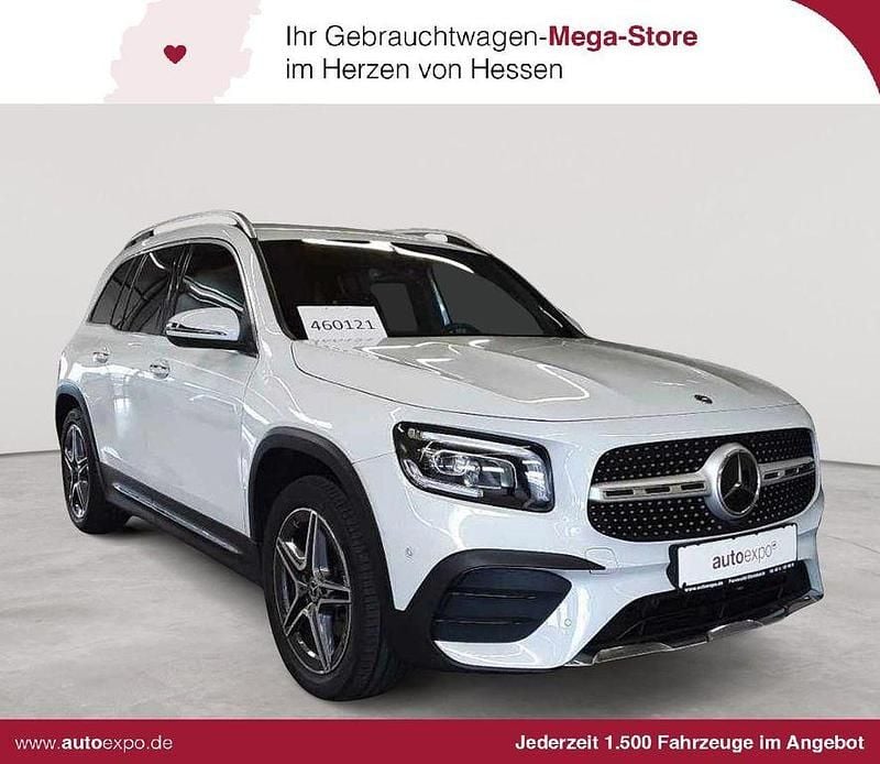 Digitalweiß metallic Gebraucht 2022 Mercedes GLB220 AMG line SUV | 33.090 € (Guter Preis) - Bild 1/4