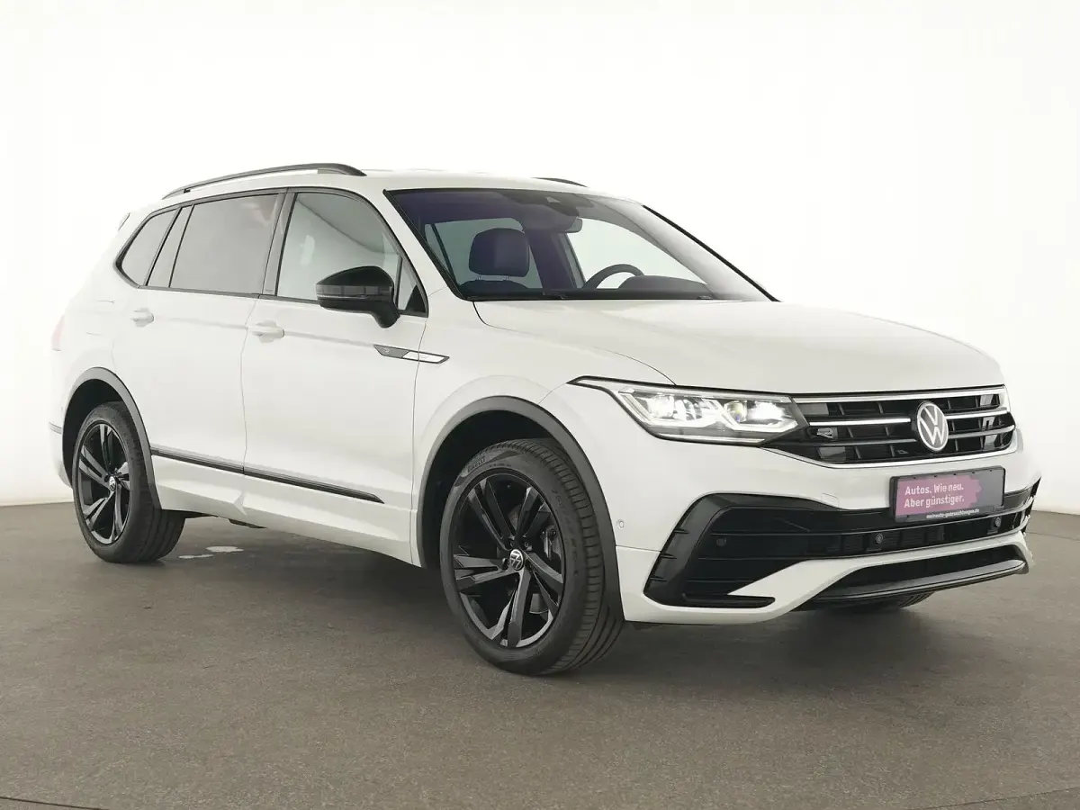 Gebraucht VW Tiguan Allspace R-line 190 PS (139 kW) 2023 Oryxweiss SUV