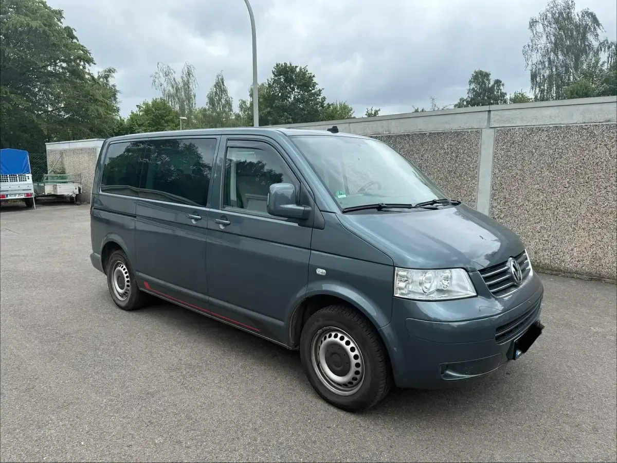 Gebraucht VW Multivan 102 PS (75 kW) 2006 Grau Van / Kleinbus