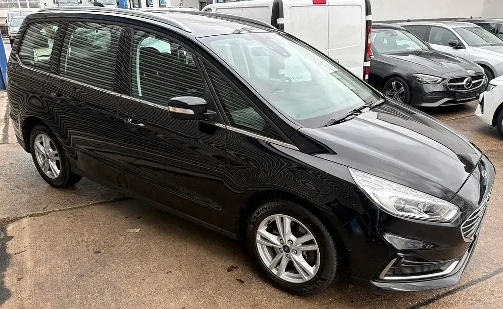 Second-hand Ford Galaxy 190 CP (139 kW) 2020 Negru Monovolum