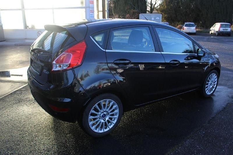 Gebraucht Ford Fiesta Titanium 82 PS (60 kW) 2014 Schwarz Limousine