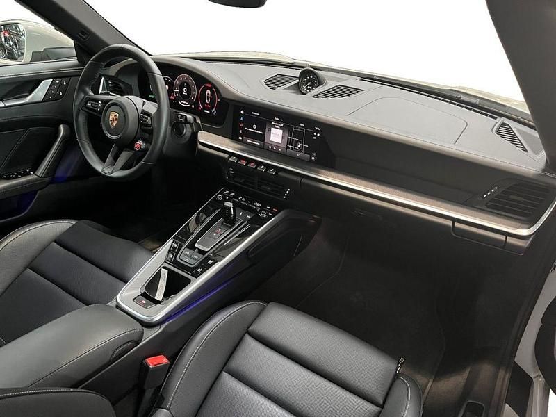 Gebraucht Porsche 911 Carrera Cabriolet 394 PS (289 kW) 2025 Kreide Cabrio