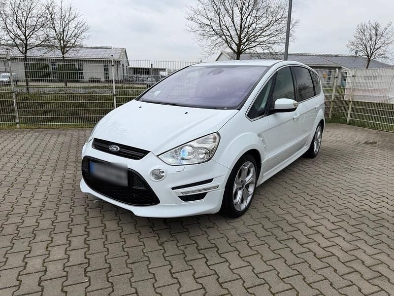 Usata Ford S-MAX Titanium S 200 CV (147 kW) 2015 Bianco Monovolume