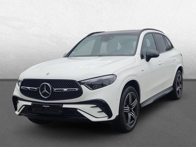 Gebraucht Mercedes GLC300 197 PS (144 kW) 2025 Unilack polarweiß SUV
