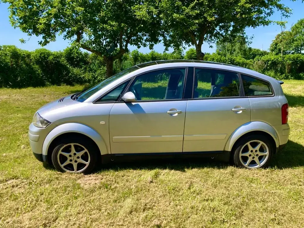 Gebraucht Audi A2 75 PS (55 kW) 2001 Silber Kleinwagen