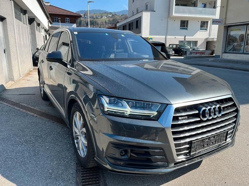 Gebraucht Audi Q7 S-Line 272 PS (200 kW) 2016 Grau SUV
