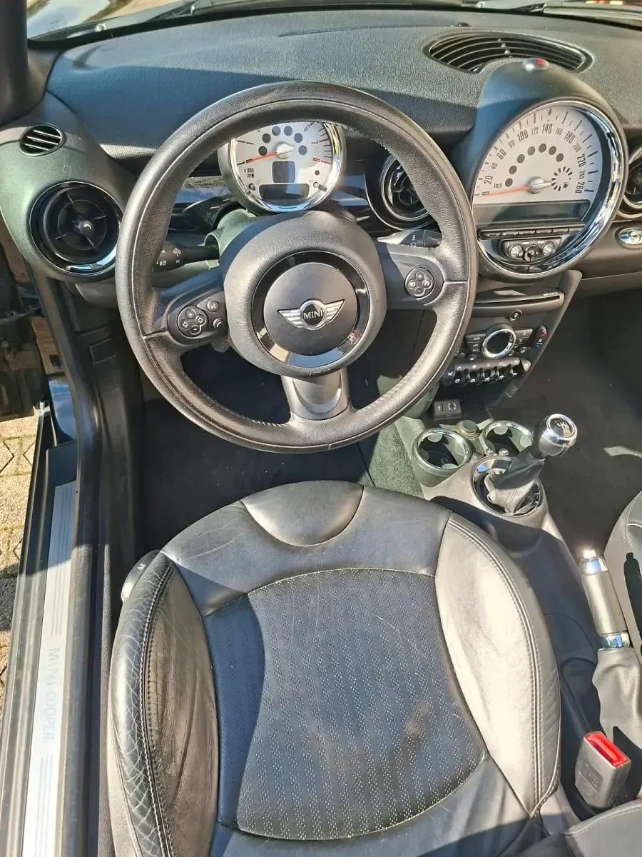 Gebraucht Mini Cooper Cabriolet 120 PS (88 kW) 2012 Schwarz Cabrio