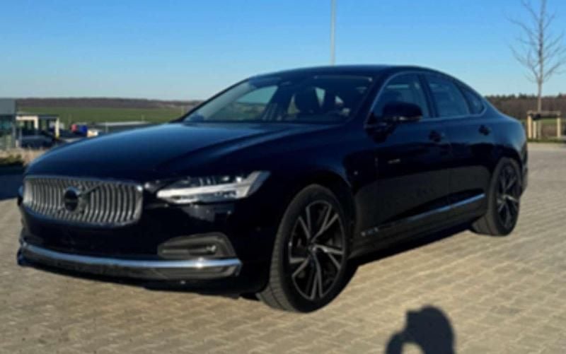 Gebraucht Volvo S90 Ultimate 235 PS (172 kW) 2023 Schwarz Limousine