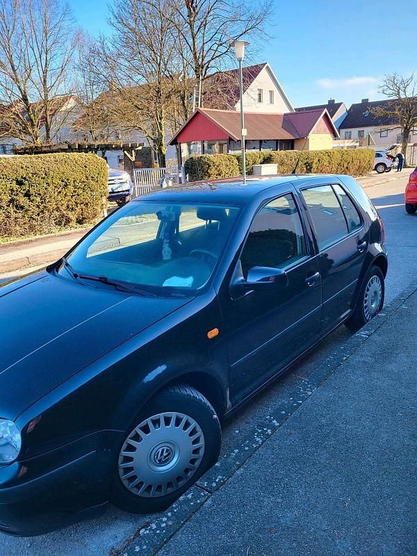 Gebraucht VW Golf IV 75 PS (55 kW) 1999 Schwarz Kleinwagen