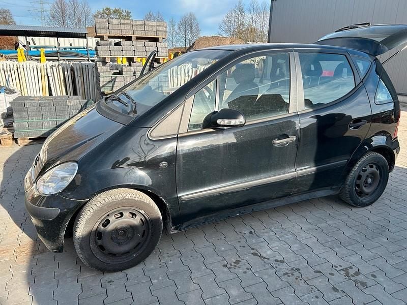 Gebraucht Mercedes A170 95 PS (69 kW) 2003 Schwarz Kleinwagen