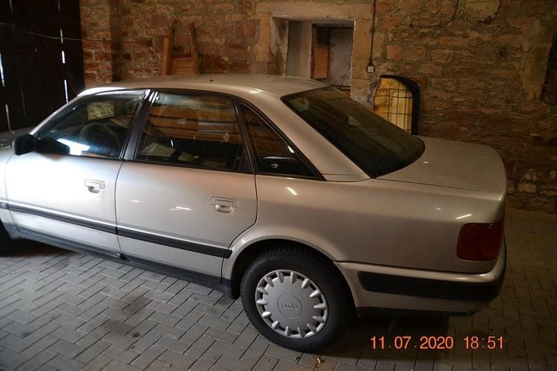 Second-hand Audi 100 100 CP (73 kW) 1993 Argintiu Berlinǎ