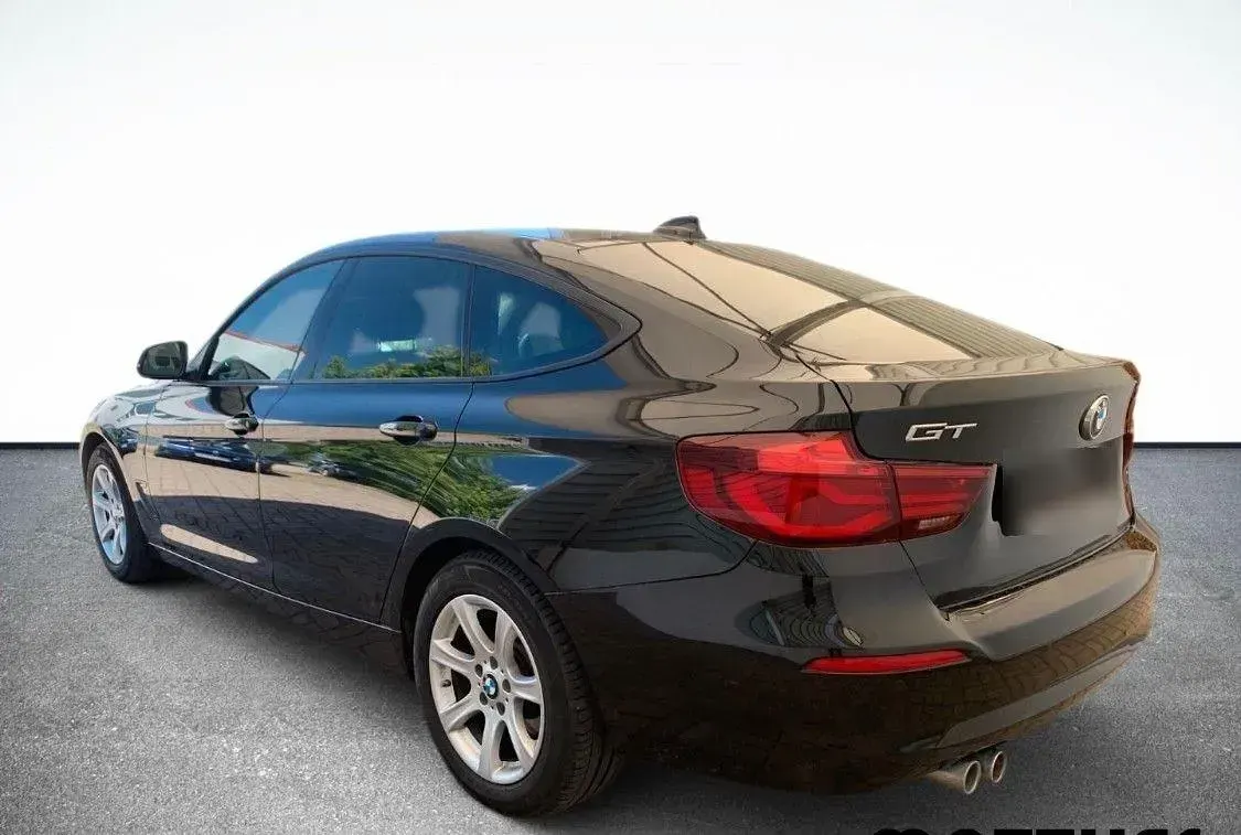 Gebraucht BMW 320 Advantage 184 PS (135 kW) 2020 Schwarz Limousine
