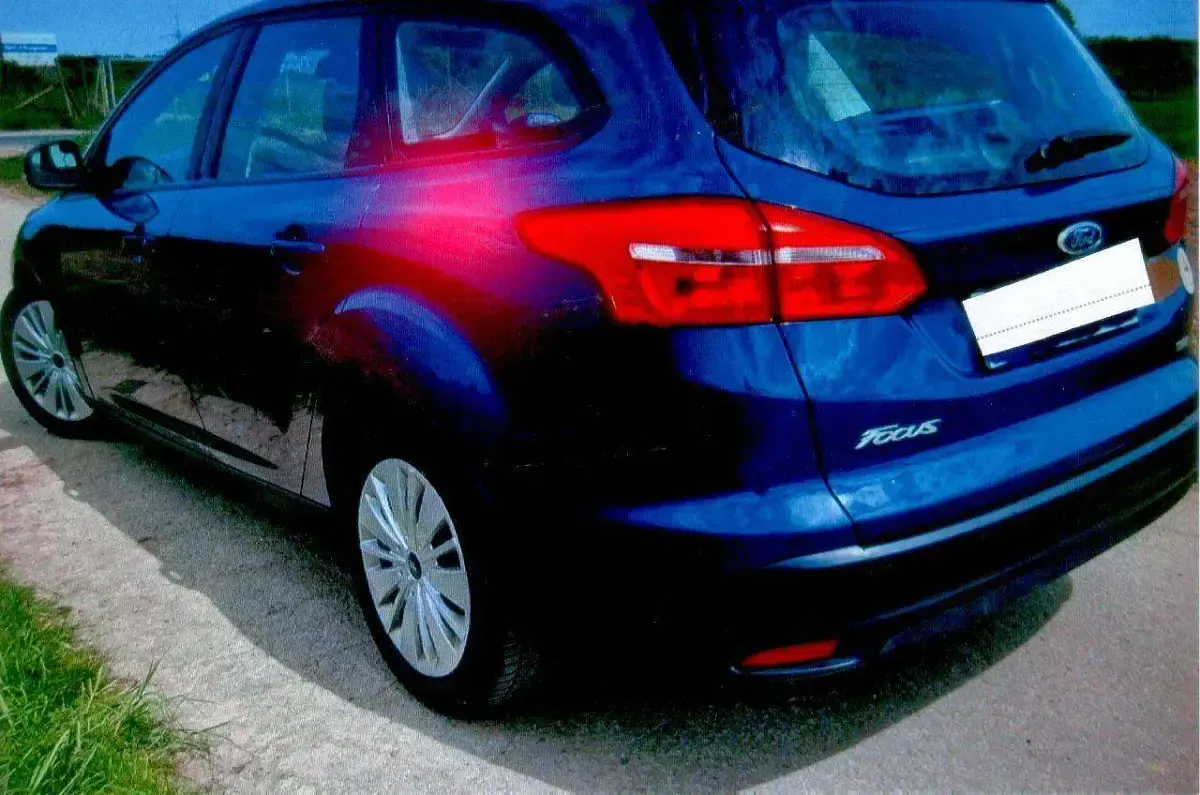 Gebraucht Ford Focus Ambiente 101 PS (74 kW) 2016 Blau Kombi