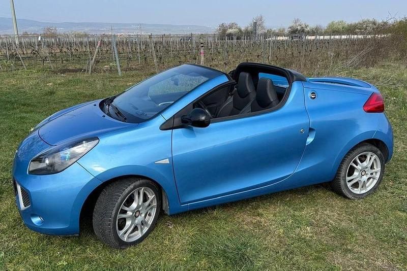 Second-hand Renault Wind Dynamique 101 CP (74 kW) 2010 Albastru Cabrio