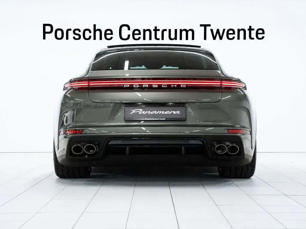 Neu Porsche Panamera 4 470 PS (345 kW) 2026 Grün Kleinwagen