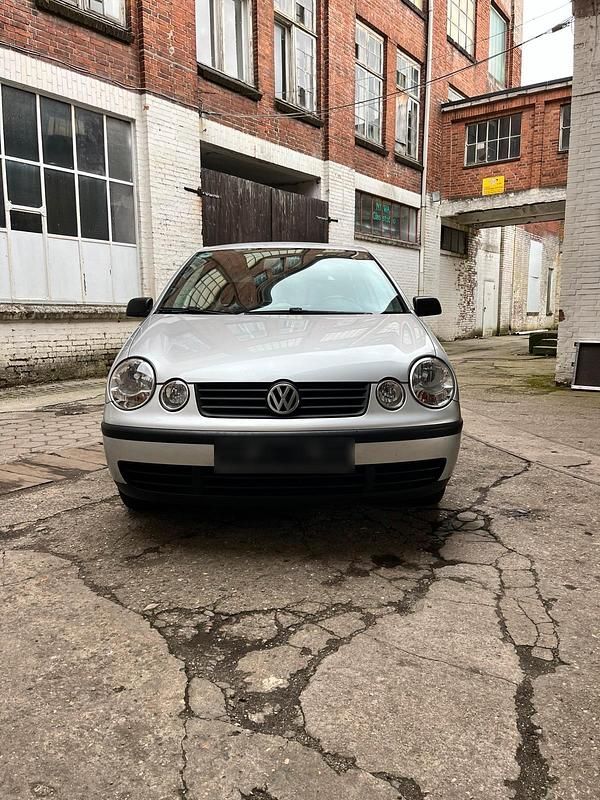 Gebraucht VW Polo 75 PS (55 kW) 2002 Silber Coupé