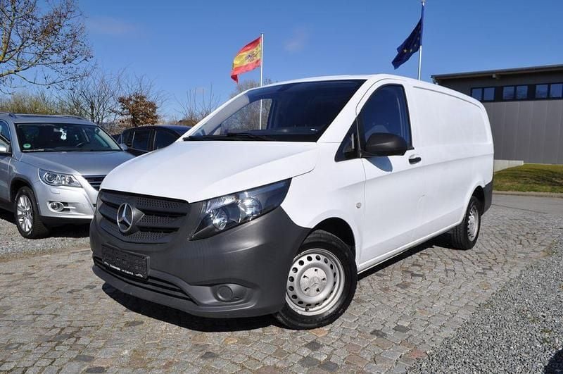 Gebraucht Mercedes Vito 88 PS (64 kW) 2017 Weiß Van