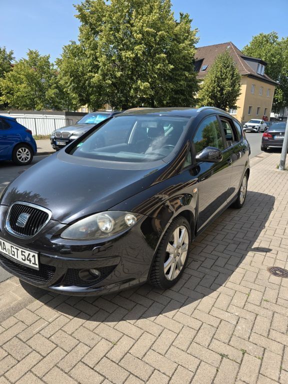 Schwarz Gebraucht 2008 Seat Altea XL Van / Kleinbus | 3.700 € (Guter Preis) - Bild 1/4