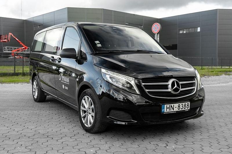 Gebraucht Mercedes Vito 163 PS (119 kW) 2016 Schwarz Van