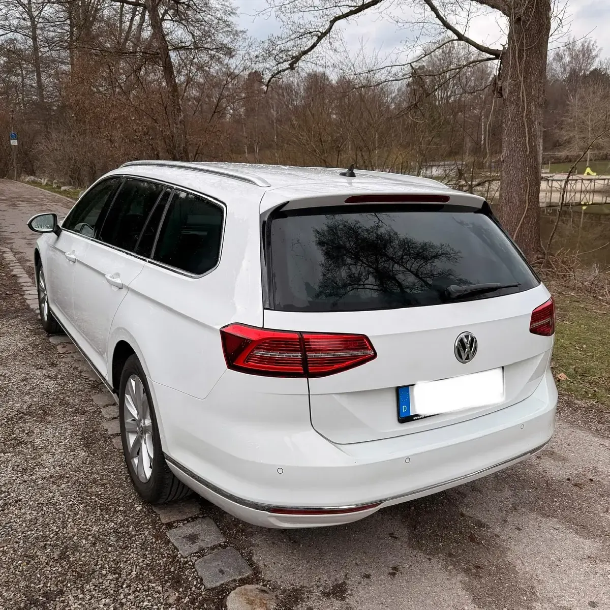 Gebraucht VW Passat Highline 150 PS (110 kW) 2018 Weiß Kombi