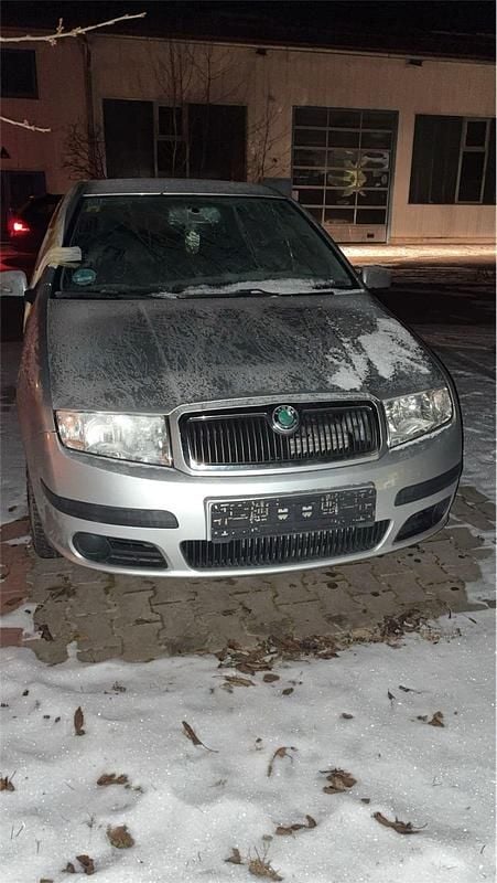 Gebraucht Skoda Fabia 54 PS (39 kW) 2004 Silber Kleinwagen