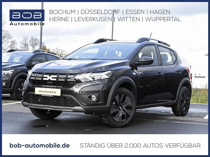 Schwarz Gebraucht 2025 Dacia Sandero Expression Kleinwagen | 17.887 € (Fairer Preis) - Bild 1/3
