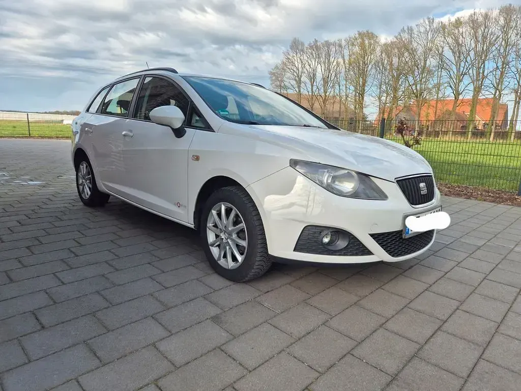 Second-hand Seat Ibiza Reference 69 CP (50 kW) 2012 Alb Berlinǎ