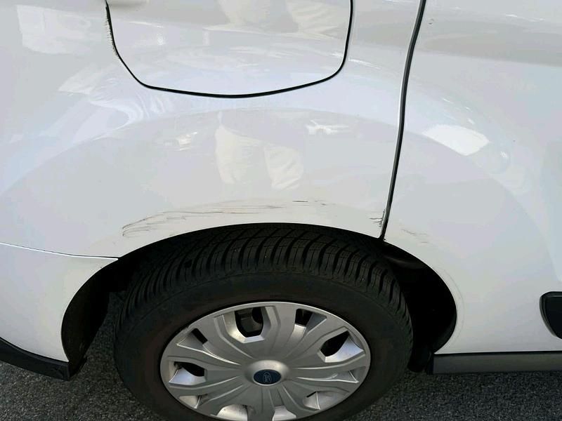 Second-hand Ford Transit 101 CP (74 kW) 2019 Alb Break