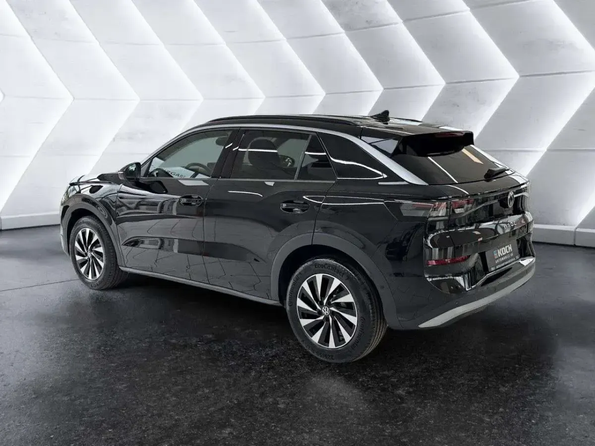 Neu VW T-Roc Life 150 PS (110 kW) 2026 Schwarz SUV