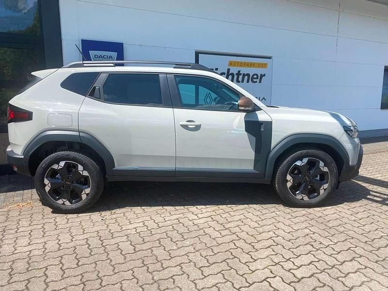 Gebraucht Dacia Duster Extreme 131 PS (96 kW) 2024 Sandsteinbeige SUV