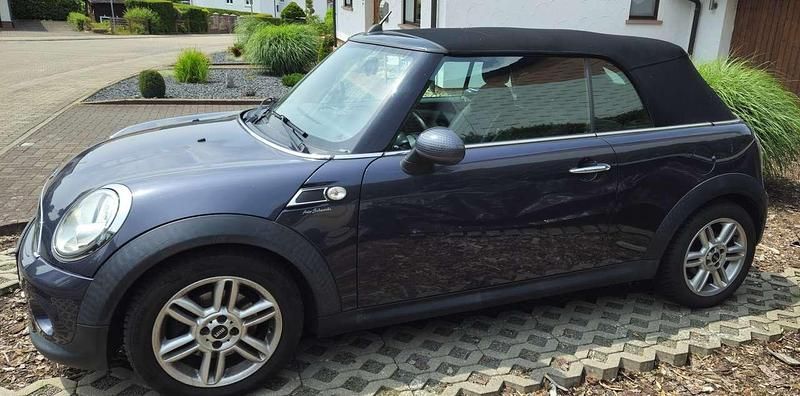 Gebraucht Mini One Cabriolet 98 PS (72 kW) 2012 Schwarz Cabrio