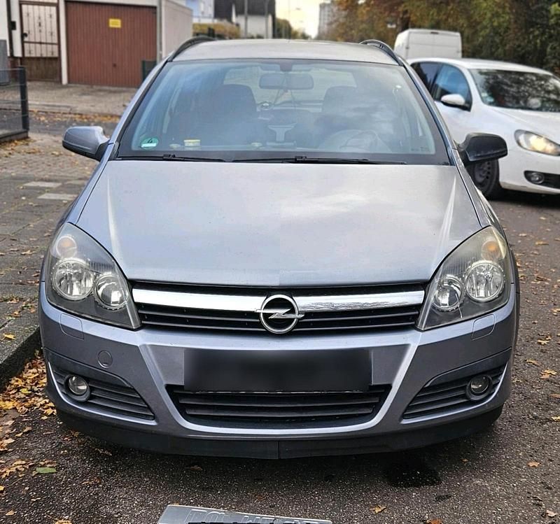 Gebraucht Opel Astra 90 PS (66 kW) 2005 Silber Kombi