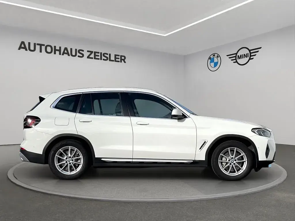 Gebraucht BMW X3 Sport Line 184 PS (135 kW) 2024 Alpinweiß uni SUV